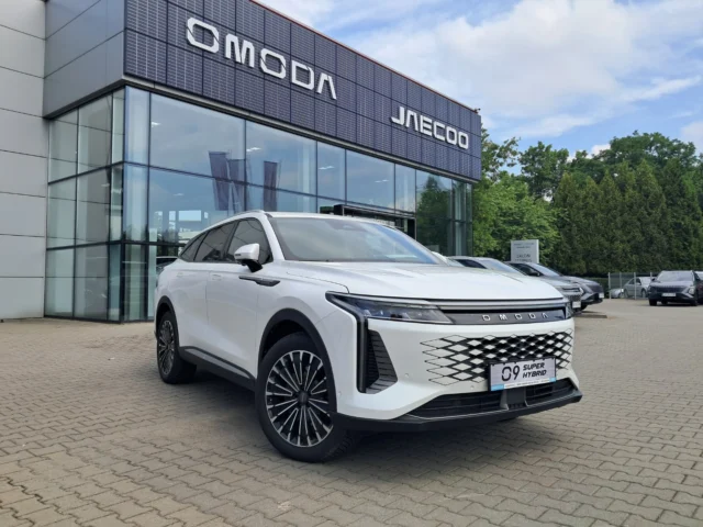 Omoda 9